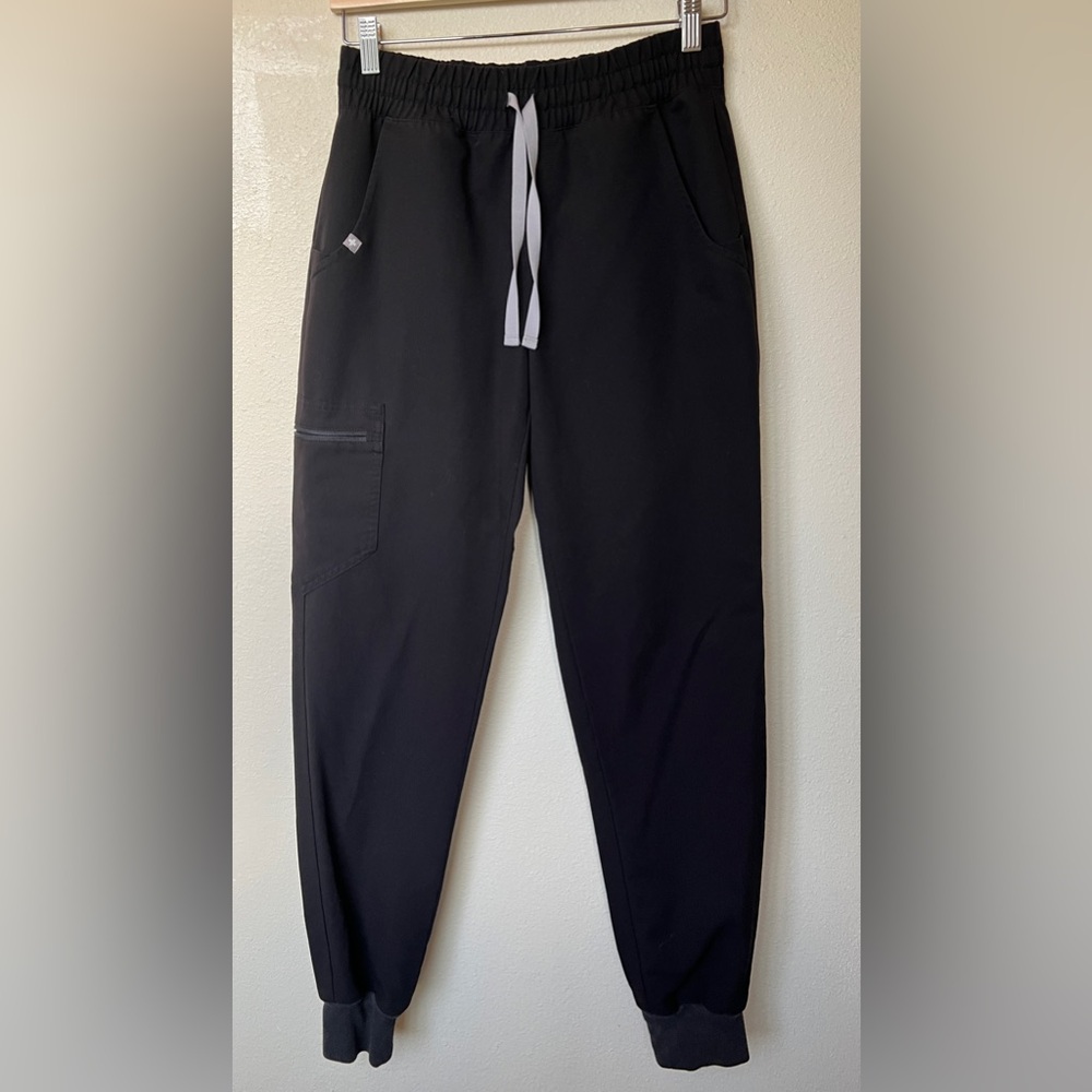 FIGS Zamora High Waisted 1.0 Jogger Scrub Pants, Black, XS